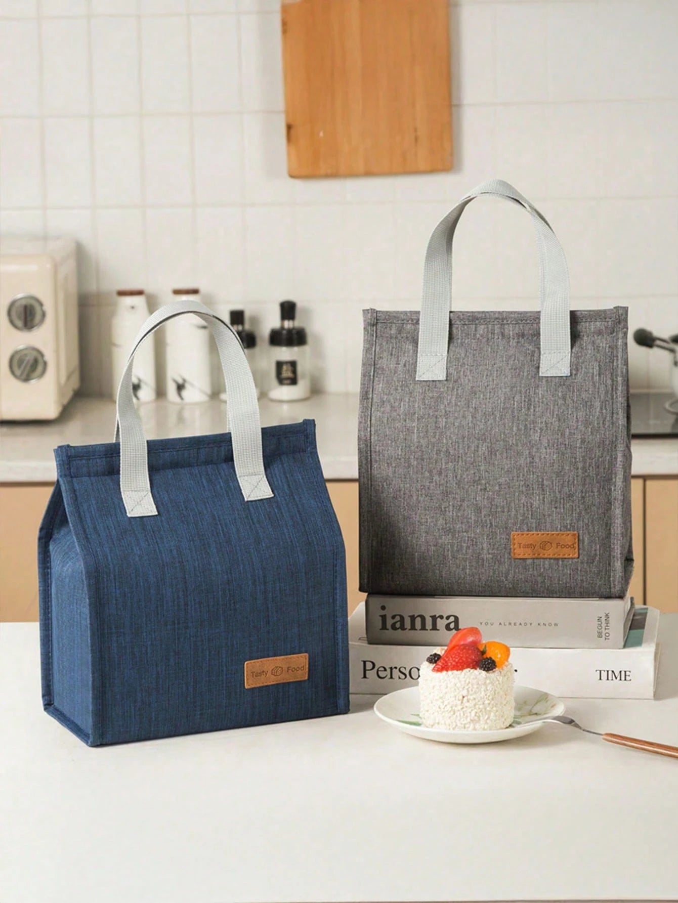 Insulated Lunch Bag – Minimalist Vertical Design, Leakproof & Reusable