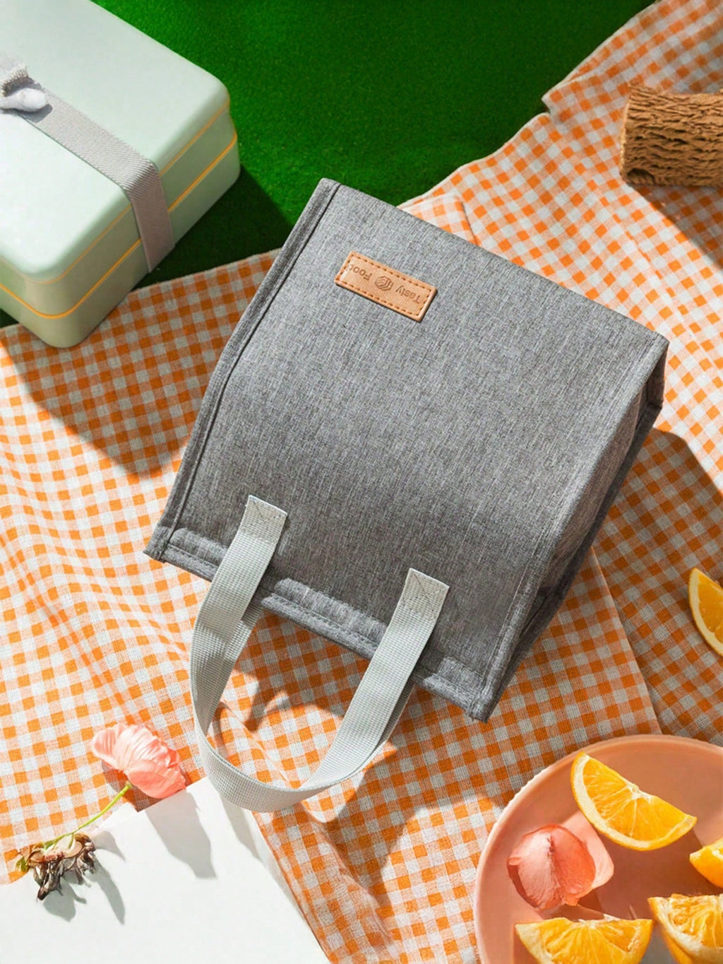Insulated Lunch Bag – Minimalist Vertical Design, Leakproof & Reusable