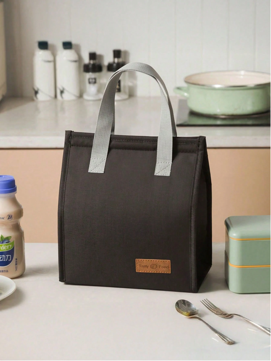 Insulated Lunch Bag – Minimalist Vertical Design, Leakproof & Reusable
